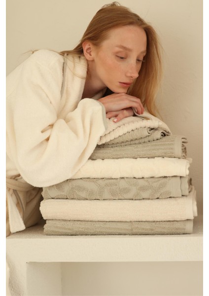 Earth 90X150 Havlu Bej fırsatları