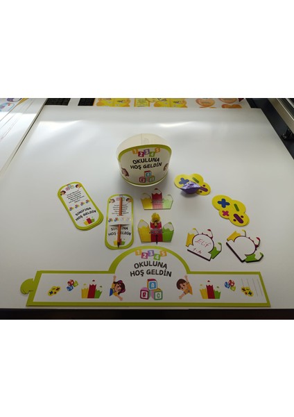 Okuluna / Sınıfına Hoş Geldin Öğrenci Tacı ve Hediye Kartı Seti(5 Parça) 12'li 05