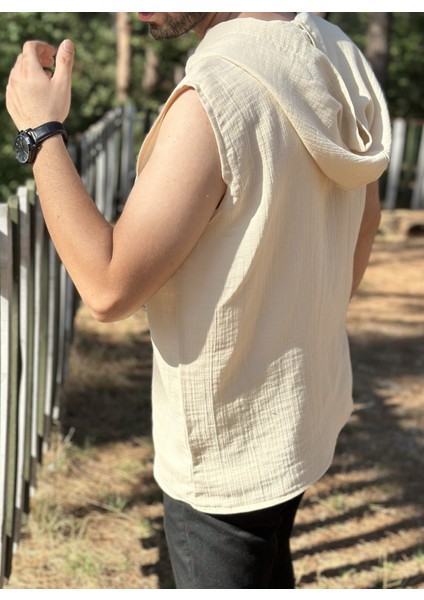 Sıfır Kol Kapüşonlu Yazlık Bej Erkek T-Shirt - 2 Kat Müslin Kumaş indirimleri
