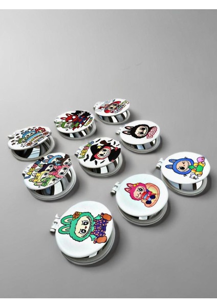 Labubu Baskılı Plastik El Aynası. Çap: 9cm. Çift Taraflı Ayna. Metalik modelleri