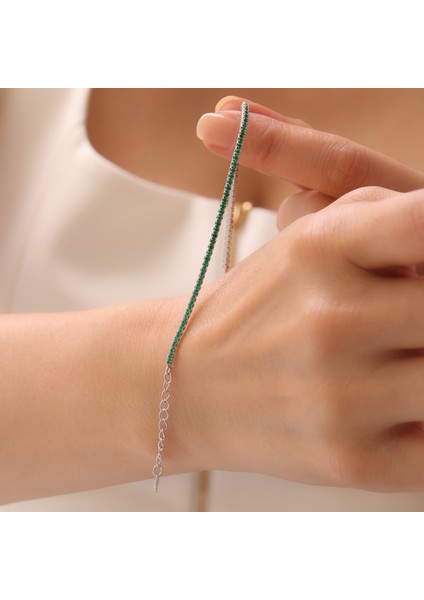 925 Ayar Gümüş Yeşil Renk Zirkon Taşlı Rodyumlu Ayarlanabilir Şık Suyolu Bileklik fiyatları