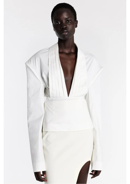 Beyaz Cummerbund Yaka Smokin Bluz Bel Oturtmalı, Heykelsi ve Modern Tasarım fırsatları