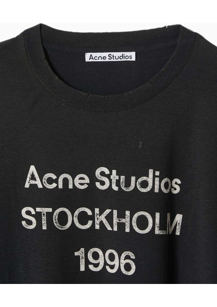 1996 Logo Stamp T-Shirt - Siyah - Pamuk-Dokuma Içeriği (85% Pamuk, 15% Keten) fırsatları