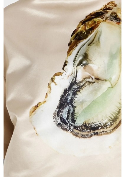 Somon Renkli Oversize Saten Bluz Istiridye Baskılı Sanatsal ve Şık Tasarım fiyatları