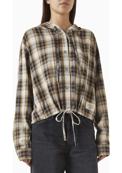 Bej Renkli Kapüşonlu Gömlek - %100 Viskon - Ekstra Cepler ile Rahat Tasarım