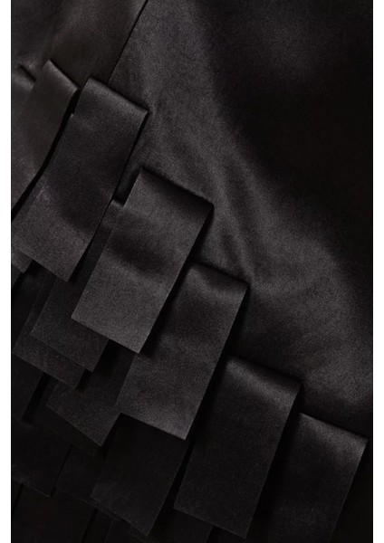 Rectangle Fringe Saten Top, Siyah fırsatları