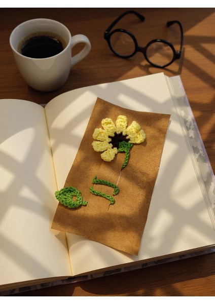 El Yapımı Örgü Papatya Kitap Ayracı – Sarı & Beyaz Seçenekleri fiyatları