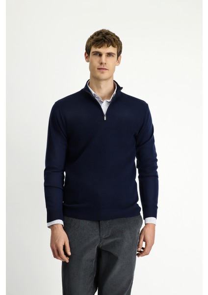 Yarım Balıkçı Yaka Regular Fit Desenli Fermuarlı Yünlü Triko Kazak fırsatları