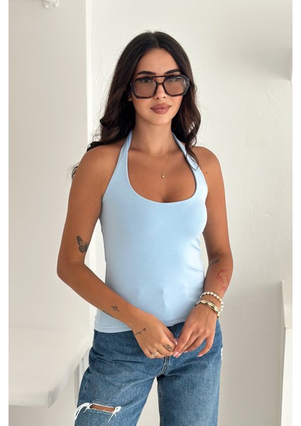 Kadın Halter Yaka Bluz – Cesur & Şık Yaz Stili modelleri