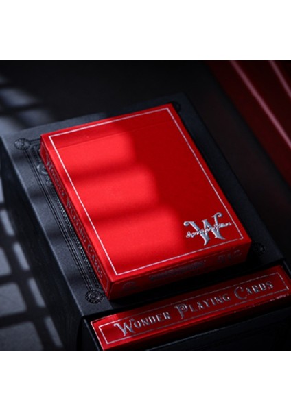Scarlet Wonder (Signature Cold Foil) Oyun Kağıdı Iskambil Kartları destesi