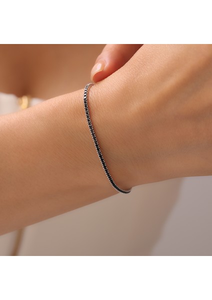 925 Ayar Gümüş Siyah Zirkon Taşlı Suyolu Bileklik modelleri