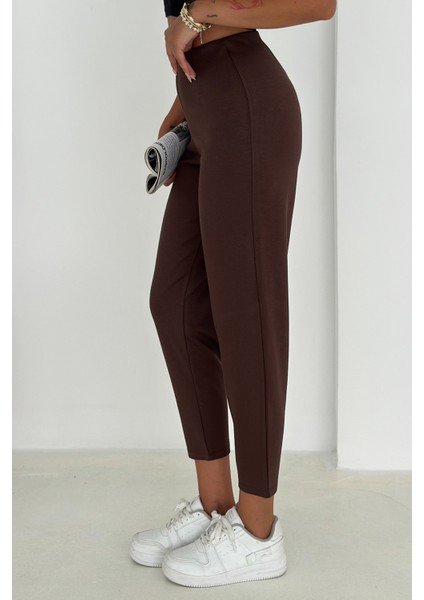 Yüksek Bel Pantolon – Düz Paça & Rahat Kesim fiyatları