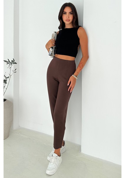 Yüksek Bel Pantolon – Düz Paça & Rahat Kesim fırsatları