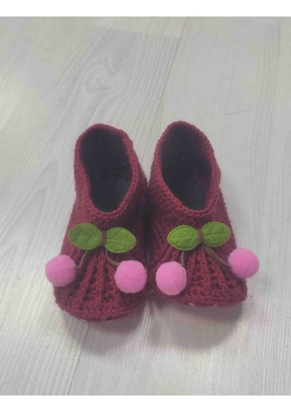 Kirazlı El Örgüsü Bebek Patiği fırsatları