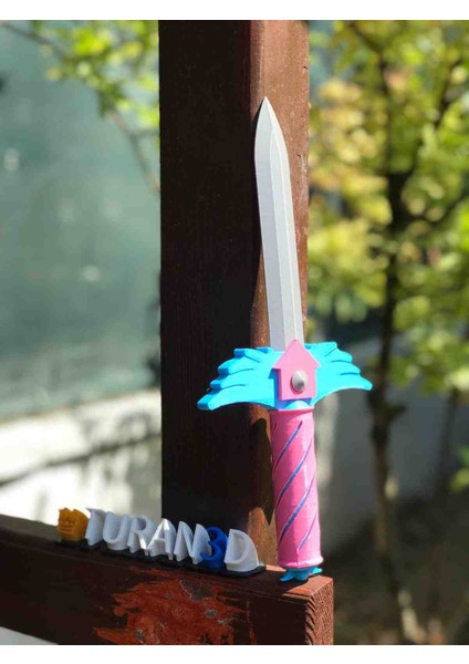 Squid Game Renkli Oyuncak Kılıç – 3D Baskı Dayanıklı Tasarım fiyatları