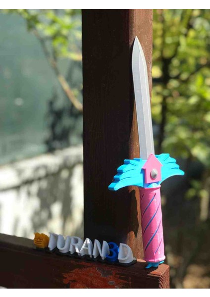 Squid Game Renkli Oyuncak Kılıç – 3D Baskı Dayanıklı Tasarım fırsatları
