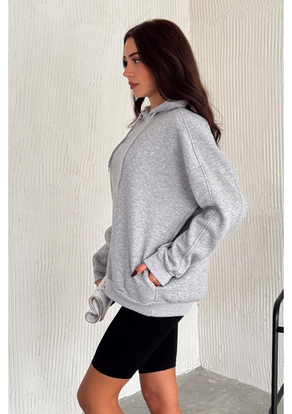 Kadın Oversize Kapüşonlu Sweatshirt – Rahat Kesim & Yumuşak Dokulu modelleri