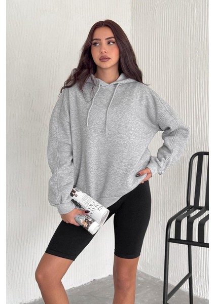 Kadın Oversize Kapüşonlu Sweatshirt – Rahat Kesim & Yumuşak Dokulu fırsatları