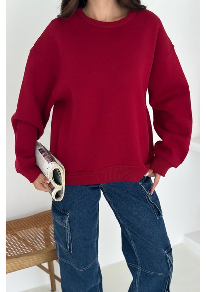 Kadın Oversize Sweatshirt – Rahat Kesim ve Günlük Stil