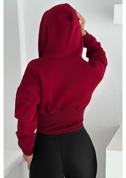 Kadın Siyah Fermuarlı Hoodie – Minimal Sokak Ruhuyla