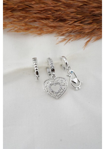 Kadın Zirkon Taşlı Kalp ve Penguen Figürlü 3'lü Küpe Seti