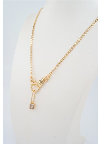 Kadın Özel Tasarım Zirkon Kare Taşlı ve El Figürlü Prenses Zincirli Kolye fiyatları