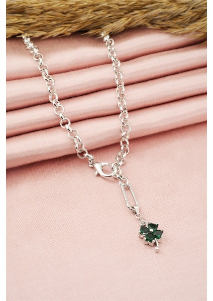 Kadın Özel Tasarım Baget Zirkon Taşlı Yonca Kolye modelleri