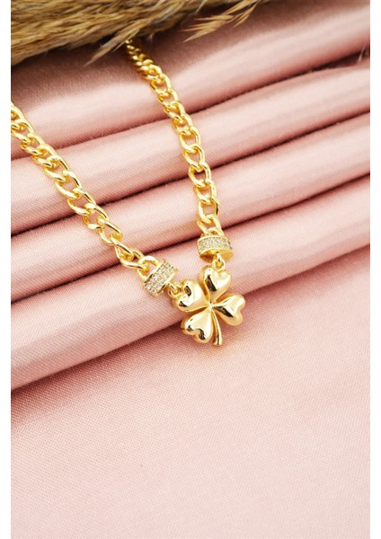 Kadın Özel Tasarım Zirkon Taşlı Yonca Figürlü Kolye modelleri