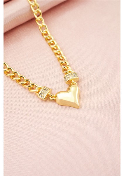 Kadın Özel Tasarım Zirkon Taşlı Kalp Figürlü Kolye