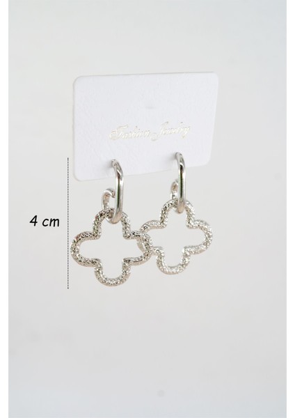 Kadın Özel Tasarım Sallantılı Yonca Model Küpe modelleri