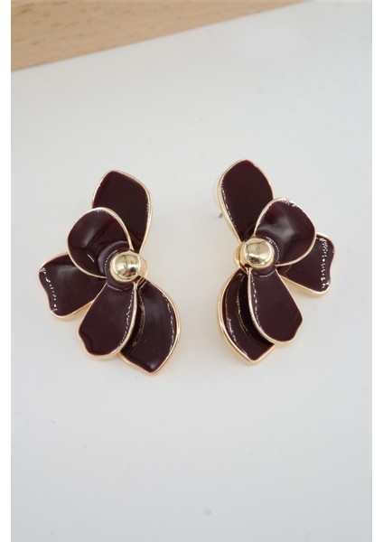 Kadın Vip Seri Çiçek Model Mineli Küpe Seti fiyatları