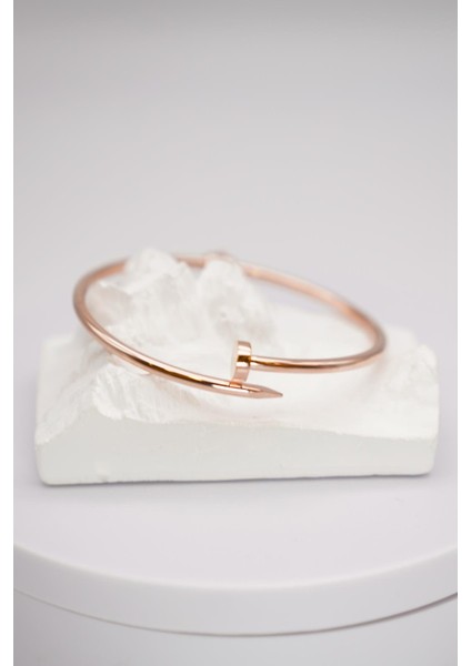 14 Ayar Rose Altın Kadın Bilezik – Kapalı Formda Şık ve Minimal Tasarım modelleri