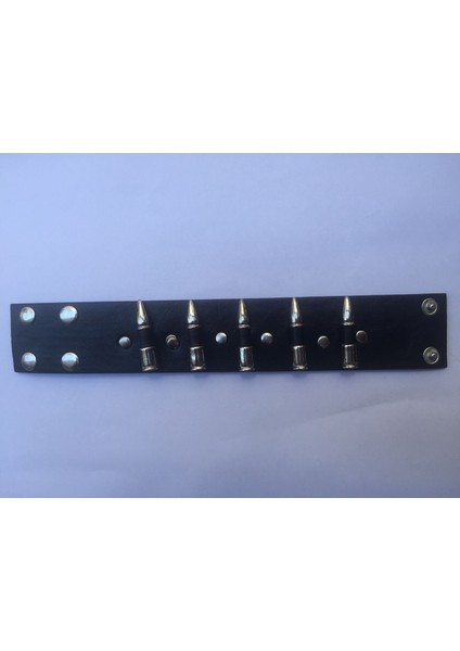 Mermi Detaylı Bileklik fırsatları