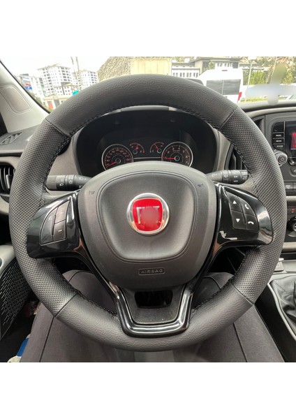 Dikişli Direksiyon Kılıfı Siyah Deri Noktalı Deri Siyah Dikişli Fıat Doblo 2017 Kasa Için