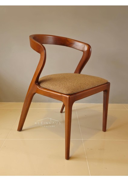 Bangkok Ahşap Sandalye, Modern Estetik Tasarım, Dayanıklı Gürgen Iskelet, Değiştirilebilir Renk ve Kumaş