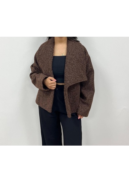 Dökümlü Yaka Kaban