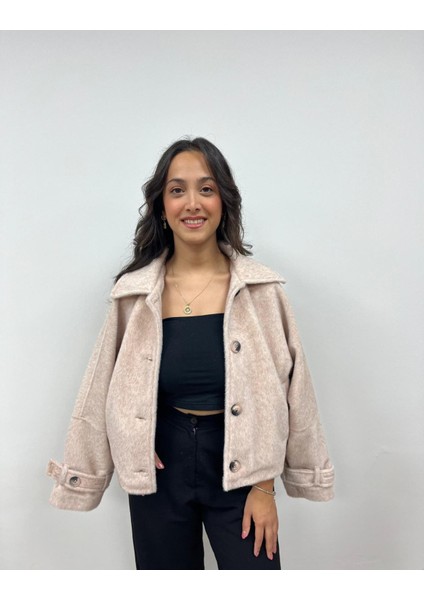 Düğmeli Kısa Kaban modelleri