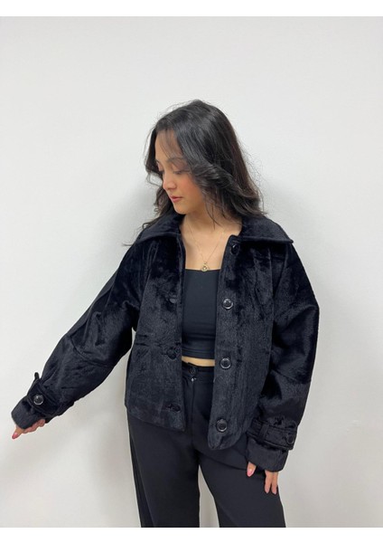 Düğmeli Kısa Kaban fiyatları