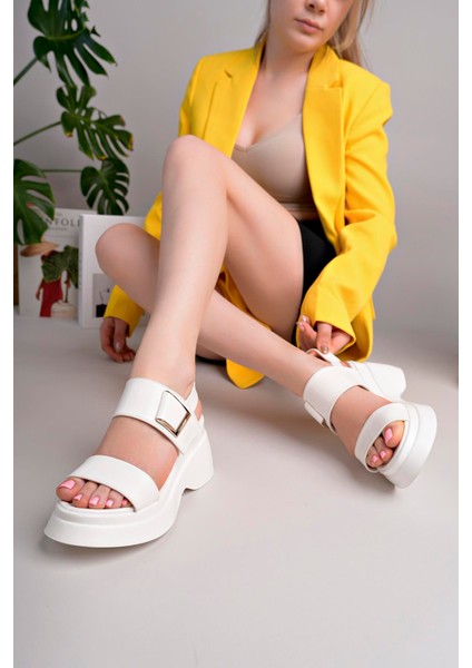 Kadın Kemerli Poli Yüksek Taban Sandalet-Beyaz fiyatları