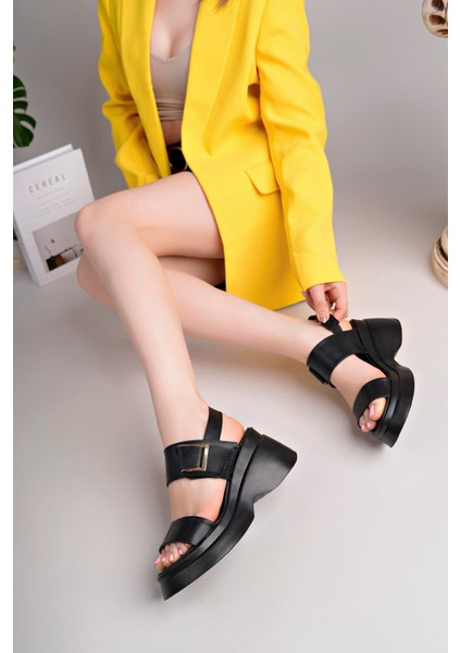 Kadın Kemerli Poli Yüksek Taban Sandalet-Siyah fiyatları