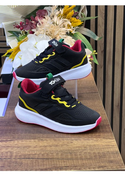 Çocuk Ortopedik Su Geçirmez Spor Ayakkabı-Siyah-Kırmızı