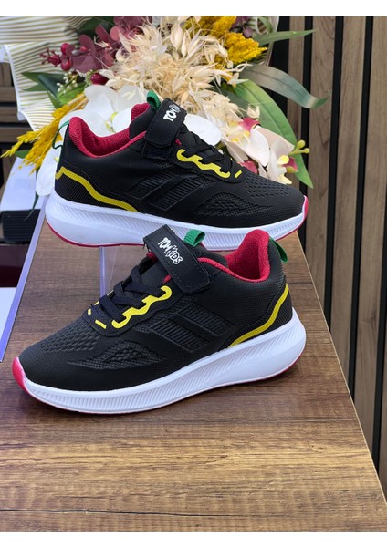 Çocuk Ortopedik Su Geçirmez Spor Ayakkabı-Siyah-Kırmızı fiyatları