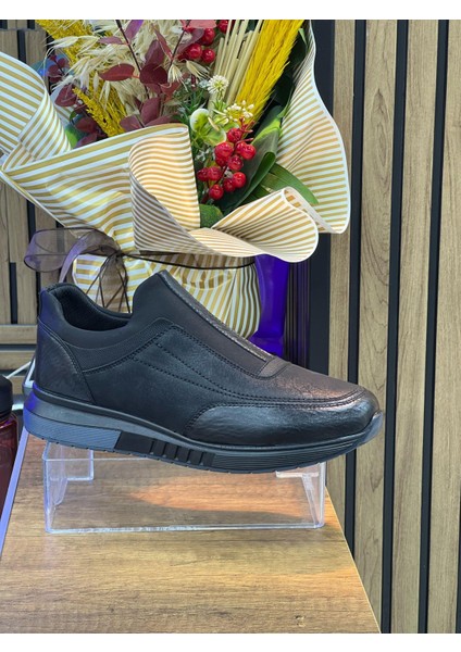 Erkek Bağcıksız Lastikli Deri Ayakkabı-Siyah fiyatları