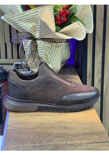 Erkek Bağcıksız Lastikli Deri Ayakkabı-Kahverengi fiyatları