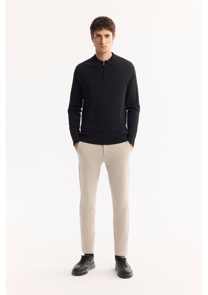 Erkek Siyah Polo Yaka Fermuarlı Boyuna Ajur Detaylı Regular Fit Rayon Kazak A52Y5019