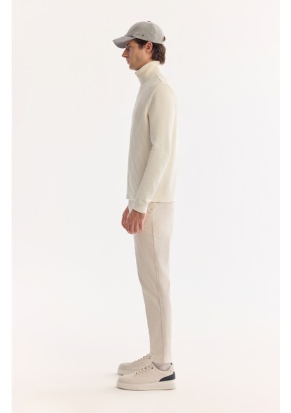 Erkek Ekru Balıkçı Yaka Soft Touch Dokulu Triko Regular Fit Kazak A52Y5040 modelleri