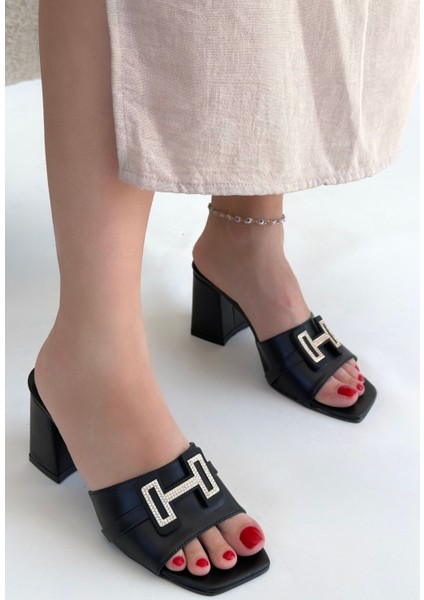 Mç Plus Erew Siyah Cilt Topuklu Terlik