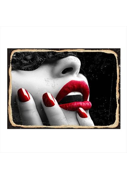 Siyah Maskeli Kadın Art Mdf Poster 50 cm x 70 cm