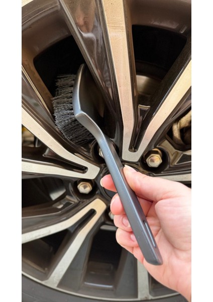 Araba Jant Temizleme Fırçası , Zorlu Kirlerde Etkili, Dayanıklı Kıl Yapısı ( 1 Adet ) modelleri