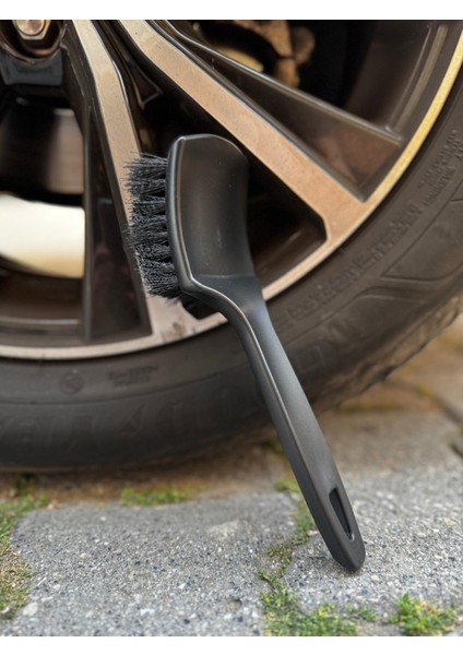 Araba Jant Temizleme Fırçası , Zorlu Kirlerde Etkili, Dayanıklı Kıl Yapısı ( 1 Adet ) fırsatları